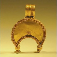 Roman Gold Lunar Pendant